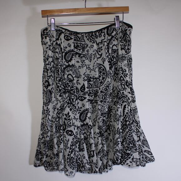 Y2K I.C.E White And Black Floral Double Lined Midi Whimsygoth Skirt Size 10 - Picture 1 of 5